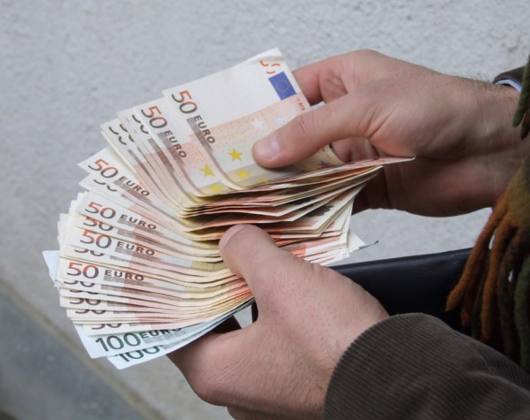 Valutiști amendați de polițiștii din Baia Mare