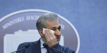 Ministrul liberal de Interne sfidează legea. Cum s-a degrevat de atribuții și obligații