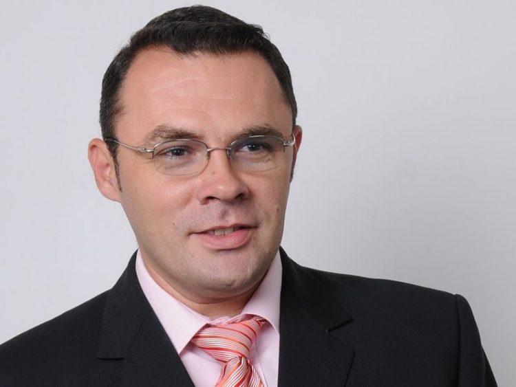 Moise Guran, abia intrat în politică, se vede preşedintele României