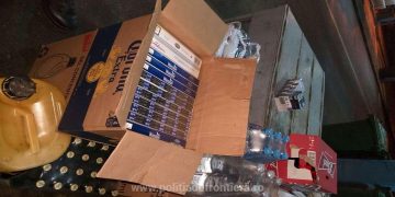 Maramureşean depistat la frontieră cu ţigări ascunse în cutii de bere și detergenți