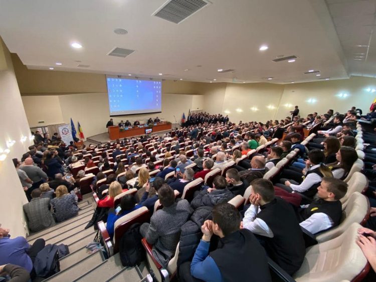 Președintele Academiei Române a primit titlul de Doctor Honoris Causa în Baia Mare