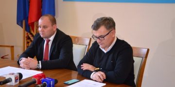 După ce presa a aflat  de maramureșeanul întors din China, s-a trezit și prefectul