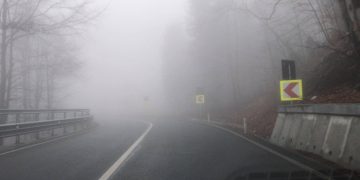 Atenţie, şoferi! Vizibilitatea redusă de ceață în Pasul Gutâi și Pasul Prislop