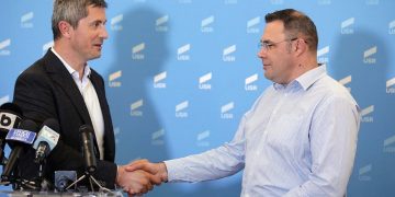 Moise Guran, făcut sandwich pe Facebook după o nouă încercare de sabotare a lui Nicușor Dan: „Sunteți un cal troian și ar trebui să vă fie rușine!”