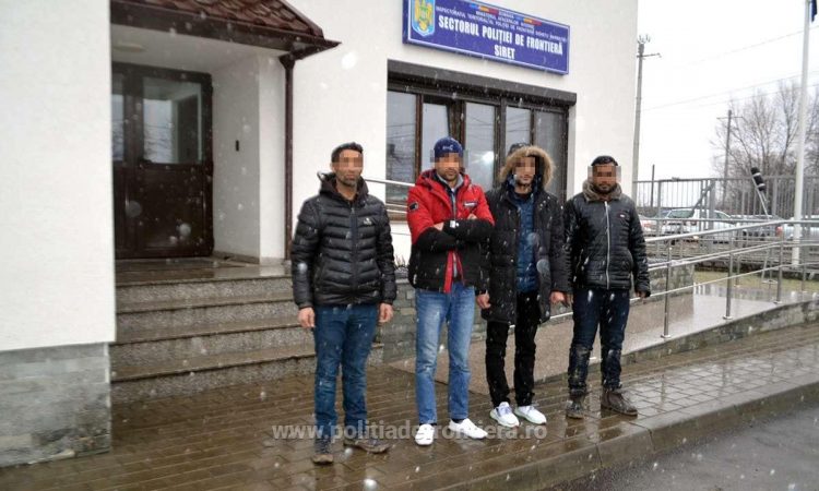 Cinci cetățeni din Pakistan și Bangladesh, opriți la frontiera de nord a țării