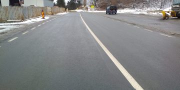 Circulație rutieră în condiții de iarnă pe drumurile din Maramureș