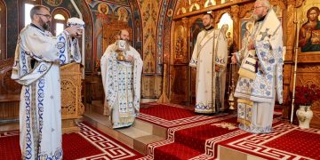 Sfânta Liturghie Arhierească la Paraclisul Episcopal din Baia Mare