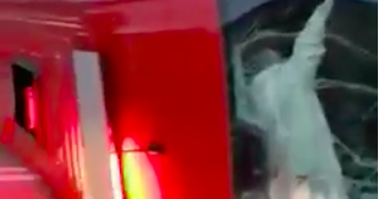 Autospecială ISU Maramureș implicată într-un accident la Cluj. Aducea la carantină maramureșeni preluați de la aeroport – VIDEO