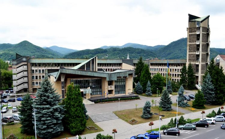 Măsuri privind desfășurarea muncii la domiciliu pentru angajații Consiliului Județean Maramureș și ai instituțiilor din subordine