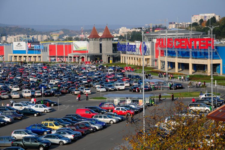 Se închid toate mall-urile din țară