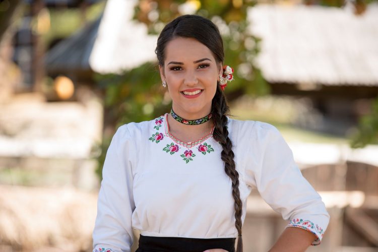 INTERVIU| Diana Borodi: „Consider că este important ca fiecare artist să-și construiască propriul drum”