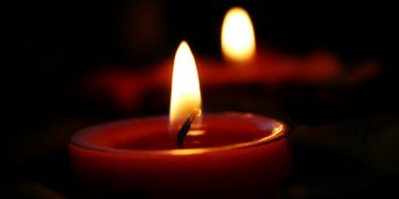 Maramureşeancă de 23 de ani, răpusă de coronavirus. Mama ei a stat o lună cu ea la spital