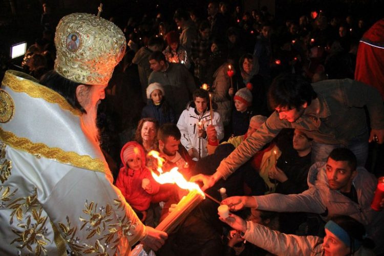 Ce spune BOR despre decizia ÎPS Teodosie de a repeta slujba de Paște