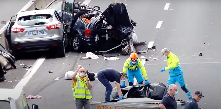 Avocat italian despre românul care și-a pierdut copiii și părinții în accidentul rutier din Italia: „Nu trebuia arestat”