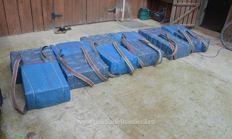 Ţigări în valoare de peste 93.000 lei, confiscate la frontiera de nord a României