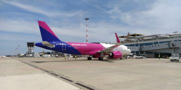 Wizz Air suspendă zborurile între România şi Austria, Suedia, Portugalia, Israel şi Emiratele Arabe Unite