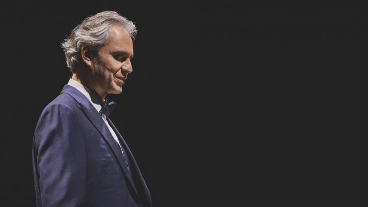 Andrea Bocelli respinge măsurile împotriva Covid-19