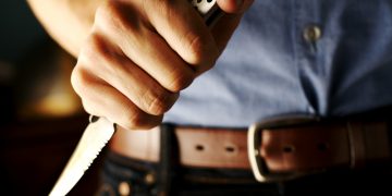 După ce a jefuit un bar din Italia, un român s-a întors să achite nota de plată