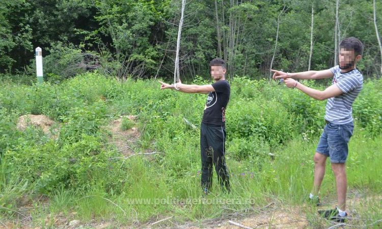 Doi libieni, opriți la frontiera de nord a țării