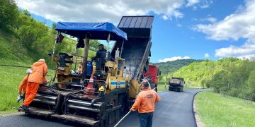 Consiliul Județean Maramureș mai bagă 5 milioane de lei în drumurile din judeţ. Unde se duc banii