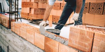 Spr Diamantul: Și ZIDARII au SALARIU DE EXCELENȚĂ la IPJ MARAMUREȘ!