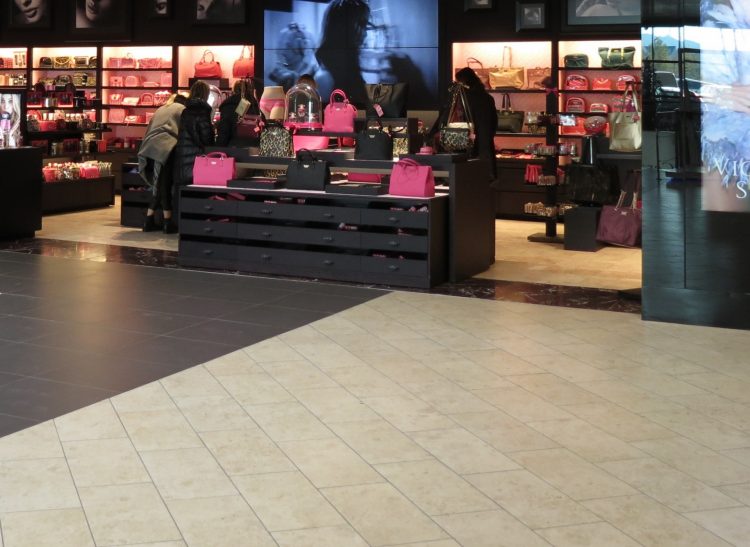 Victoria’s Secret UK, cel mai recent retailer care intră în insolvenţă