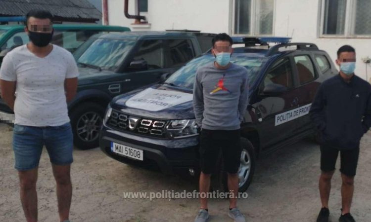 Doi cetățeni din Palestina și unul din Libia, opriți la frontiera de nord a țării