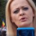 Oana Lovin şi Codruţa Cerva au fost oprite de jandarmi, cu puțin timp înainte de declarațiile lui Klaus Iohannis