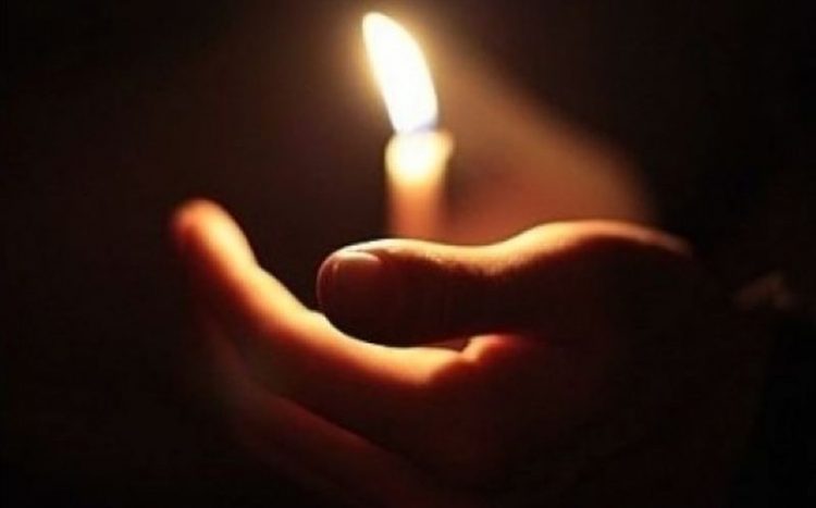 Spulberați de tren într-un accident înspăimântător! Incredibil cine era în mașină!