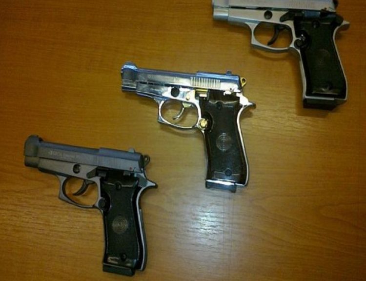 Armele – între fascinaţie şi responsabilitate