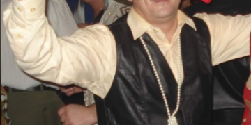 RIDICOL – După 5 ani de tergiversări, Lucian Morar se laudă că reușește să miște podul de la Ulmeni