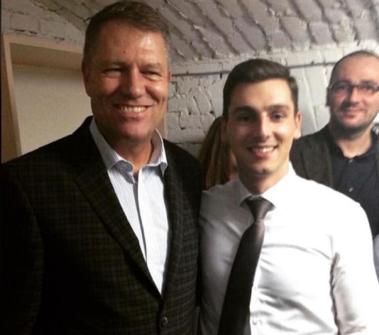 Maramureșul strigă după ajutor, iar politicienii se plimbă pe la muzee