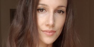 Alexandrei Furnea, supravietuitoare de la Colectiv, dupa incendiul de la Piatra Neamt: „Duhoarea veche mi s-a intors in nari”