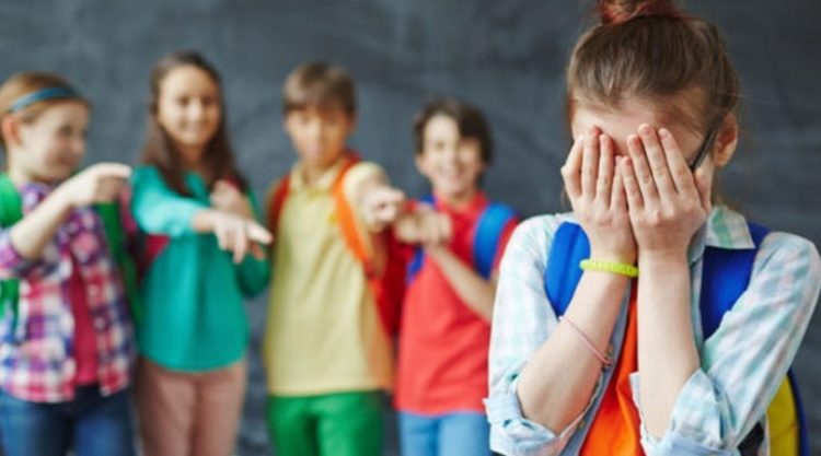 Cyberbullyingul – noul fenomen în rândul copiilor, mult mai puternic decât bullying-ul