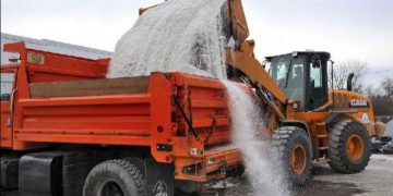 70 de utilaje vor interveni pentru a asigura deszăpezirea pe drumurile județene din Maramureș