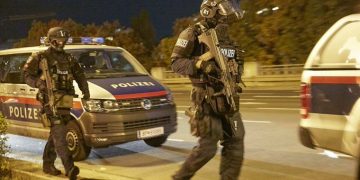 Trei zile de doliu în Austria. Atacatorul are antecendente