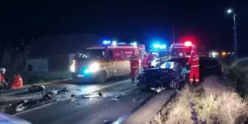 Accident de circulație la Groși: 2 mașini implicate și 5 victime – FOTO
