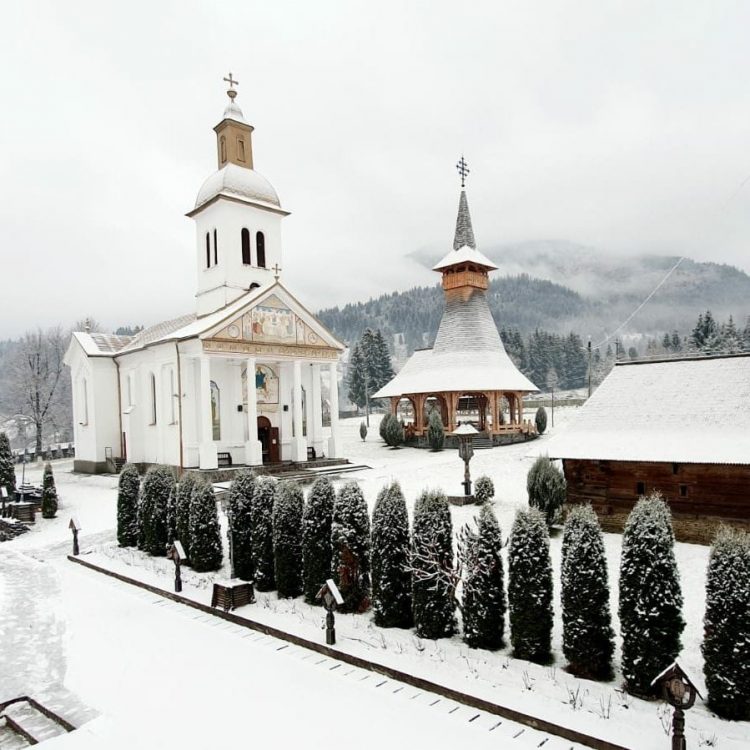 Slujba trecerii dintre ani va începe la ora 21.00 la Mănăstirea Moisei