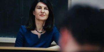 Ministrul Muncii, Violeta Alexandru, despre concedierile în rândul bugetarilor: „sunt necesare unele schimbări”