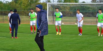Fotbal. Liga 2. Nicolae Constantin, antrenorul cu care Fotbal Comuna Recea a obținut toate punctele în acest sezon, și-a încheiat contractul
