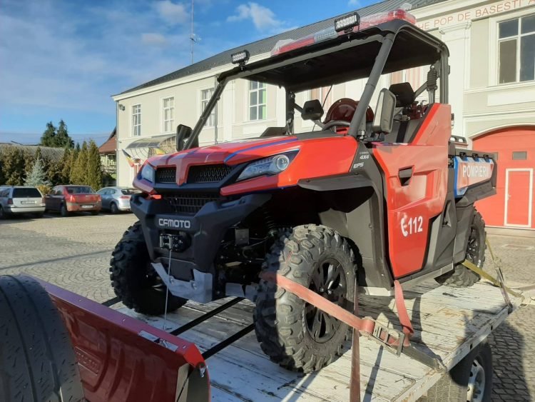 Utilaj nou în dotarea ISU Maramureş: vehicul utilitar pentru stingerea incendiilor în zone greu accesibile