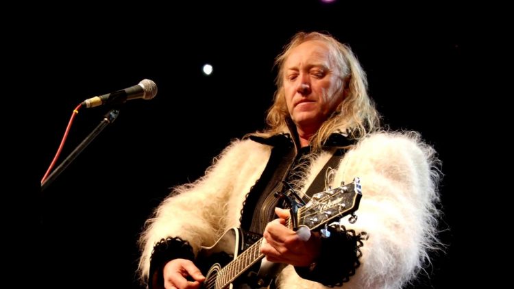 La mulţi ani, Ştefan Hruşcă!