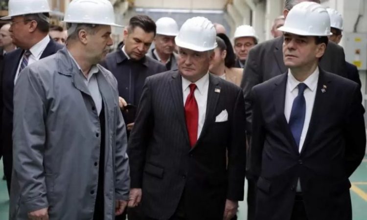 Good bye, Mr. Zuckerman, nu plângem după tine!