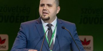 Cum și-a țepuit colegii Apjok Norbert,UDMR așteaptă demisia deputatului din Maramureș pentru că nu are studii superioare