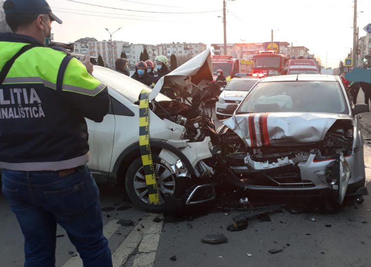 Accident grav în Baia Sprie! Un tânăr a fost transportat la spital