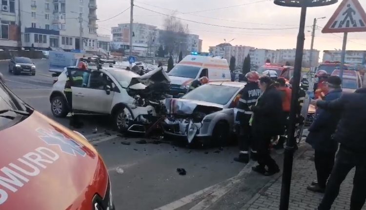 ACTUALIZARE/FOTO: Accident grav în Baia Sprie! Un tânăr a fost transportat la spital