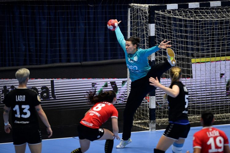 Handbal | Săptămână cu trei meciuri tari pentru fetele de la Minaur