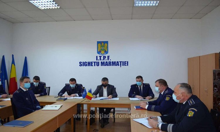 Ora bilanţului la Poliţia de Frontieră Sighet. Peste 2.700.000 de pachete cu ţigări, 250 kg chihlimbar şi 137 de maşini confiscate în 2020, la frontiera de nord a României