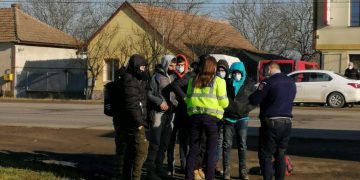 Şapte migranți plecaţi de la centrul din Şomcuta Mare, găsiți ascunși într-un TIR, la Timișoara. Cum au fost descoperiţi