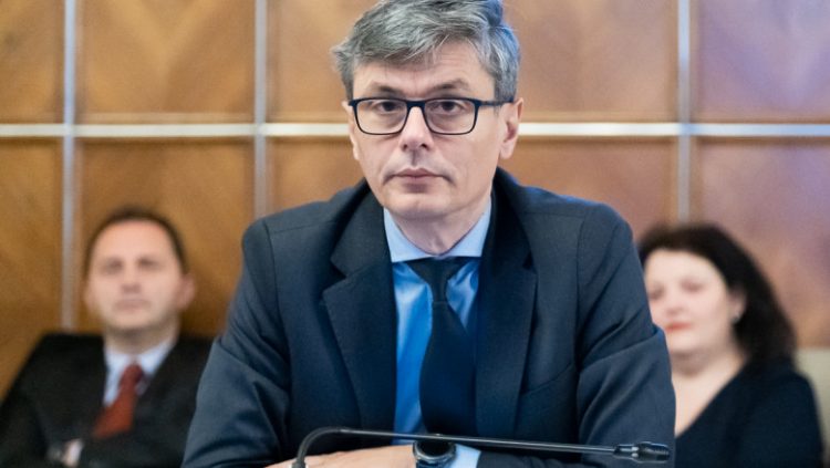 Virgil Popescu declară că se vor efectua controale la minele din Valea Jiului, pentru a verifica dacă există persoane angajate fictiv
